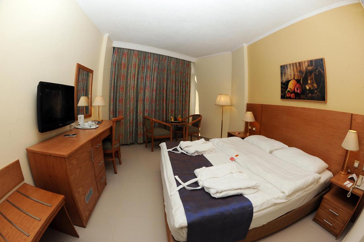 Aqaba Gulf Hotel Exteriör bild