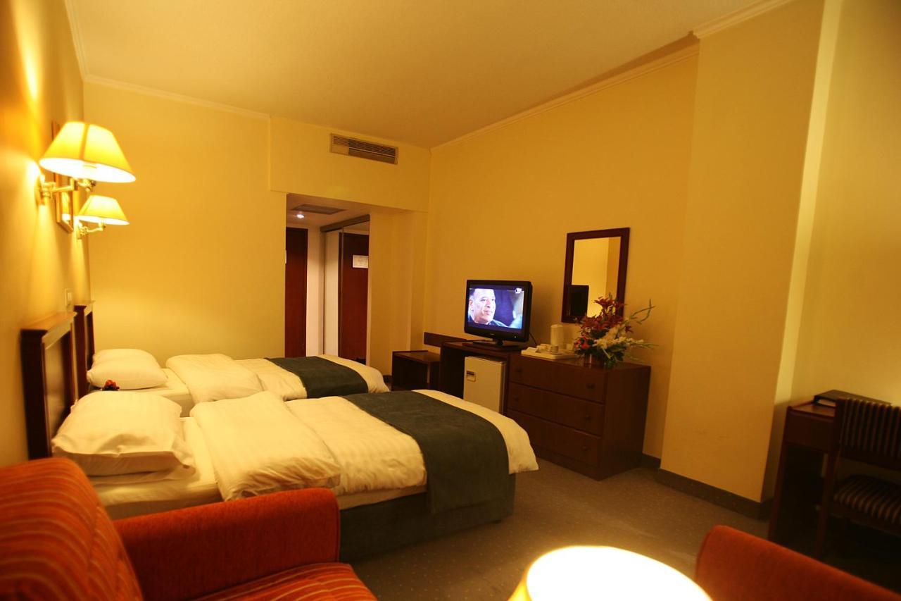 Aqaba Gulf Hotel Exteriör bild