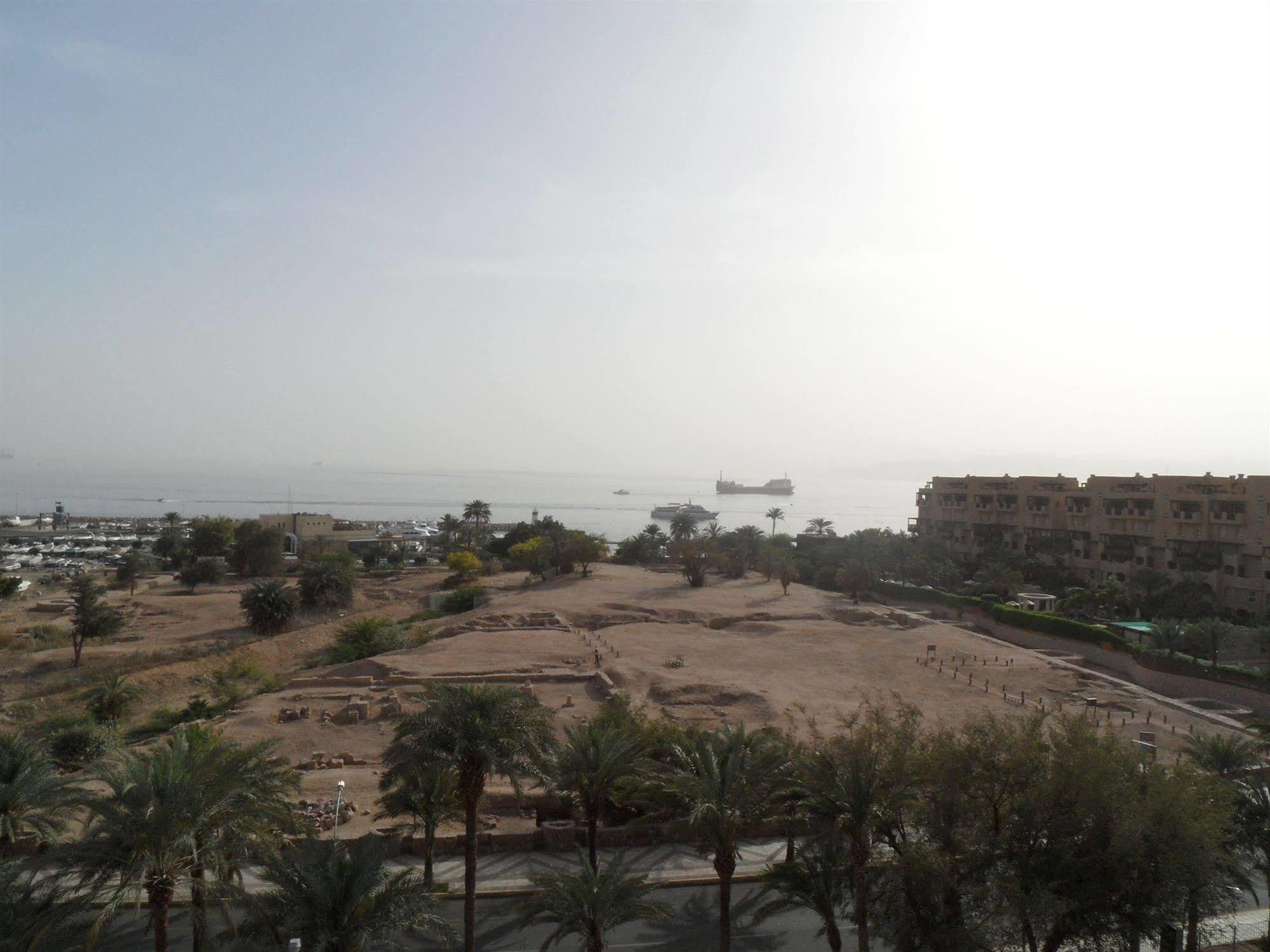 Aqaba Gulf Hotel Exteriör bild